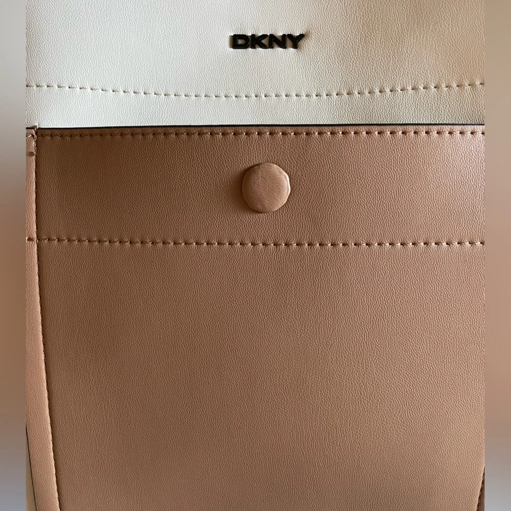 DKNY Crawford Bucket Tote Bag - Picture 4 of 5